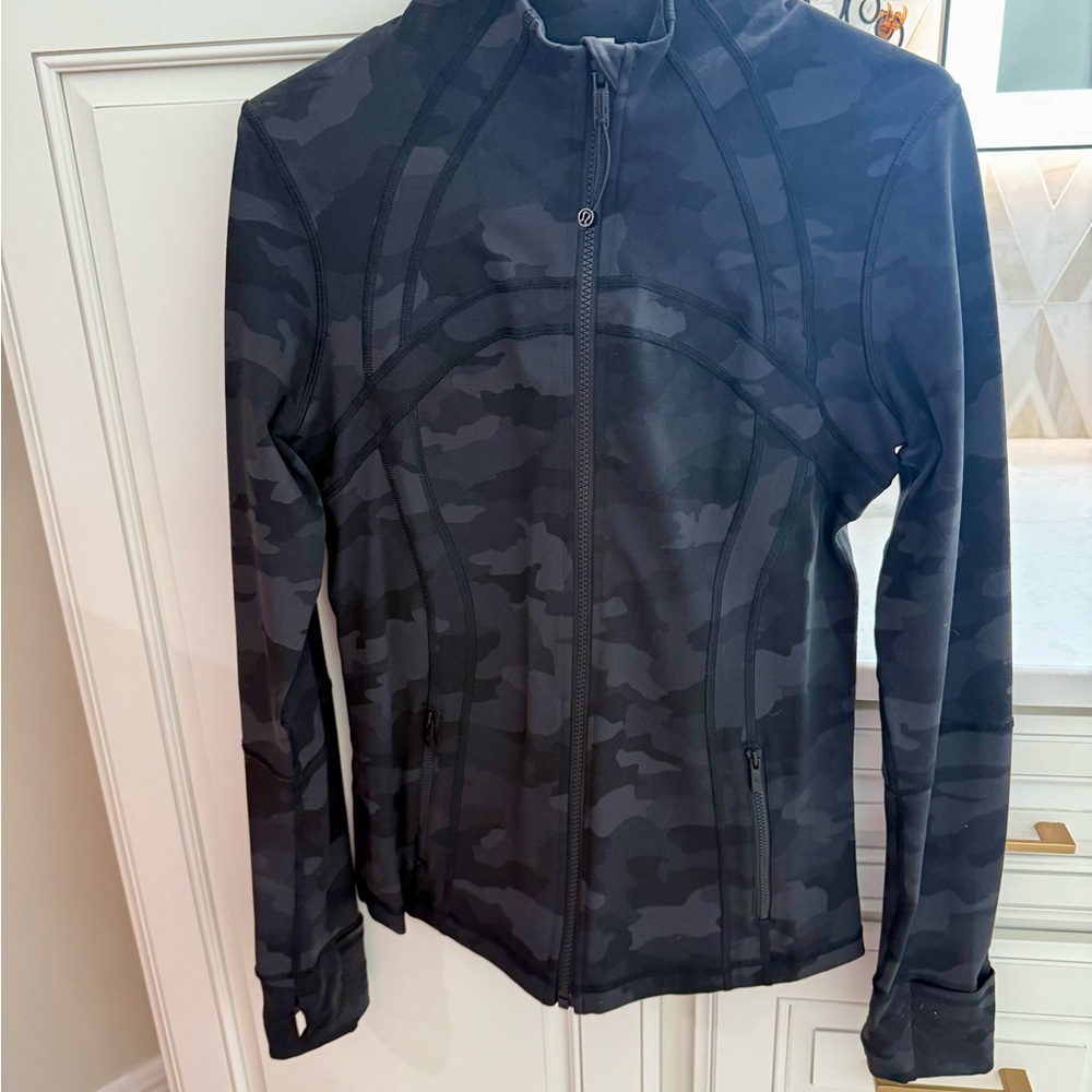 Lululemon Athletica Dark Camouflage Ski Jacket